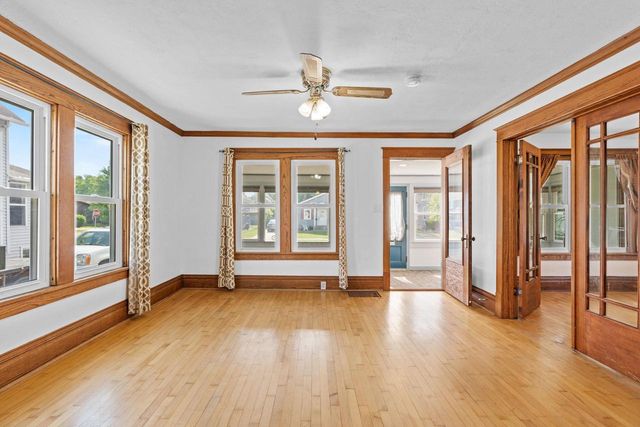 1406 WALNUT STREET, Oshkosh, WI 54901