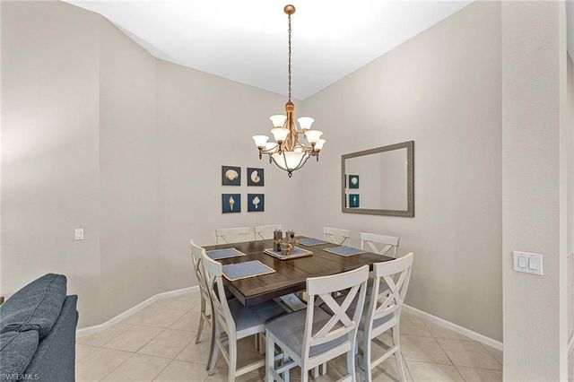 3975 Deer Crossing CT 201, Naples, FL 34114