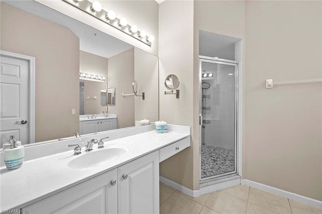 3975 Deer Crossing CT 201, Naples, FL 34114