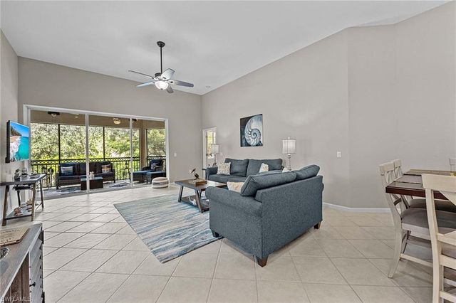3975 Deer Crossing CT 201, Naples, FL 34114