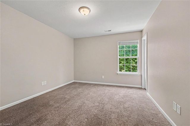 124 Forest Glade Road, Winston-salem, NC 27107