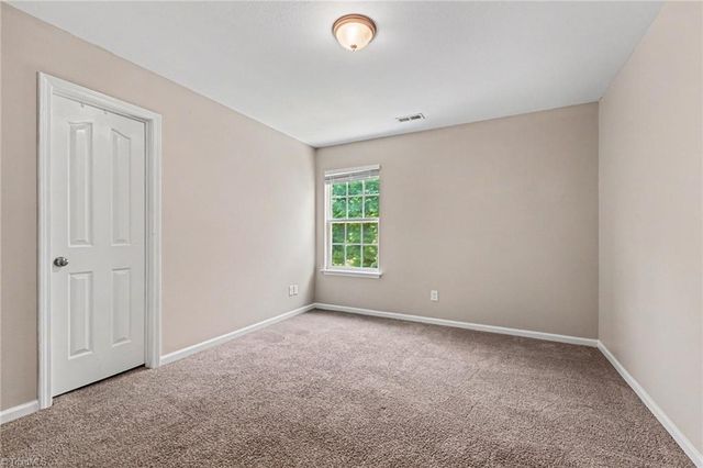 124 Forest Glade Road, Winston-salem, NC 27107