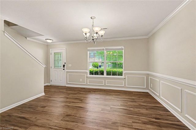 124 Forest Glade Road, Winston-salem, NC 27107