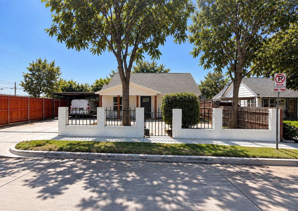 2940 Livingston Avenue, Fort Worth, TX 76110 — photo 3