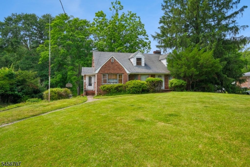 321 Saint Cloud Ave, West Orange Twp., NJ 07052 — photo 3
