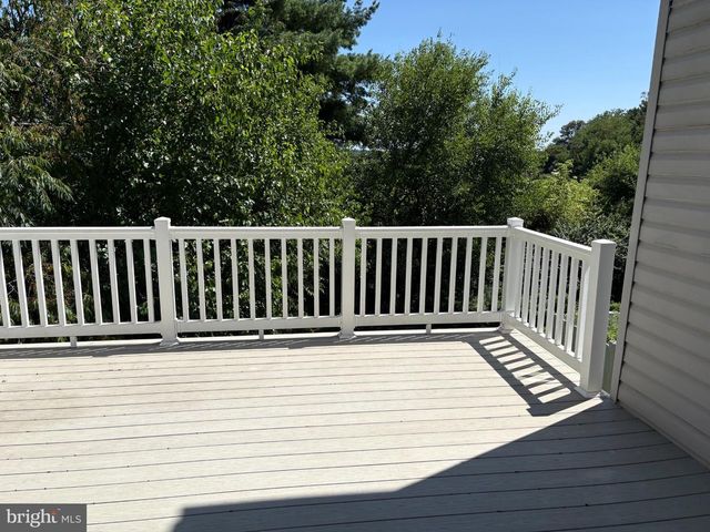 10325 LANTERN LN, Hagerstown, MD 21740