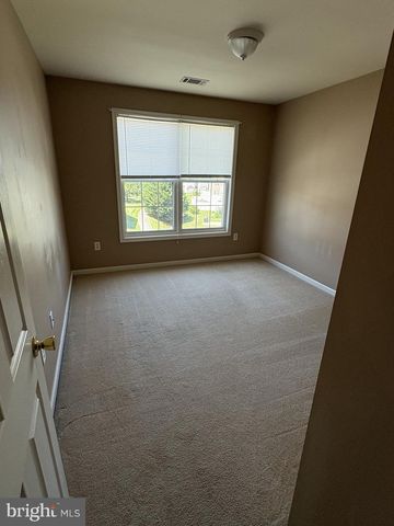 10325 LANTERN LN, Hagerstown, MD 21740