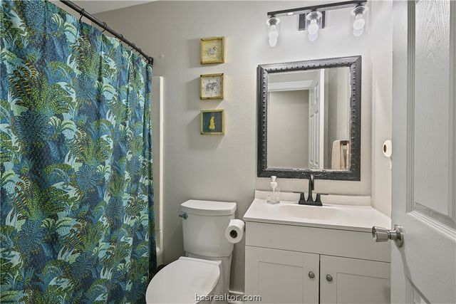 7444 Edge Cutoff Road, Bryan, TX 77808