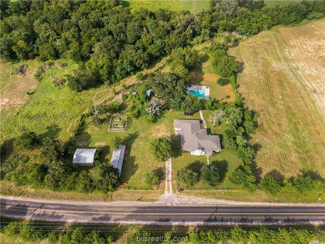 7444 Edge Cutoff Road, Bryan, TX 77808