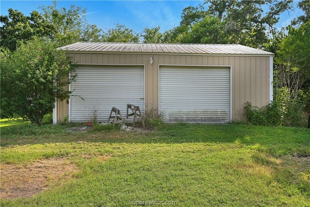 7444 Edge Cutoff Road, Bryan, TX 77808