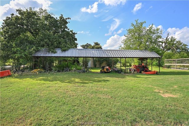 7444 Edge Cutoff Road, Bryan, TX 77808