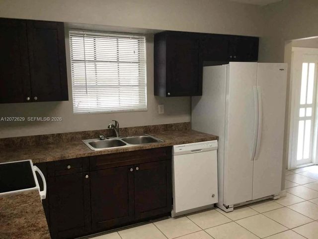 980 NW 182nd Street, Miami Gardens, FL 33169