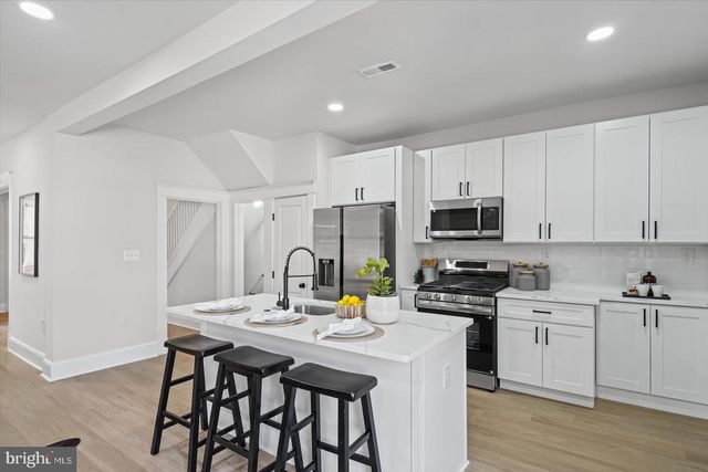 3014 GWYNNS FALLS PKWY, Baltimore, MD 21216