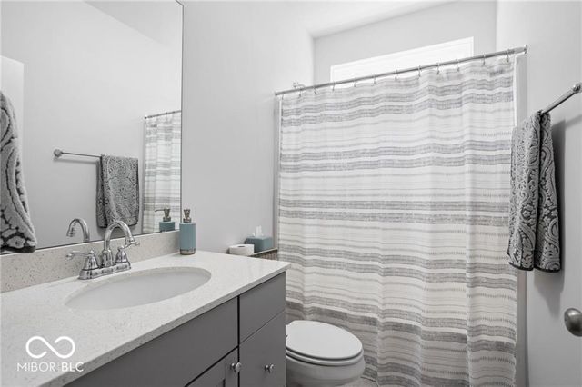 745 Stone Trace Court, Avon, IN 46123