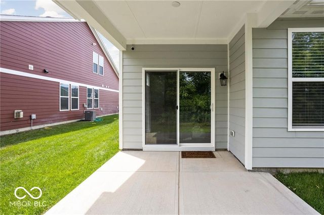 745 Stone Trace Court, Avon, IN 46123