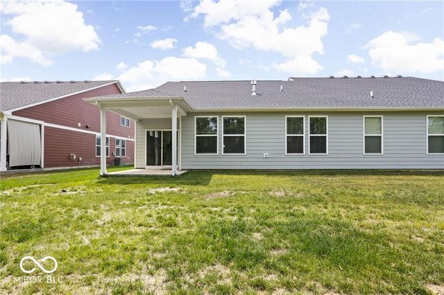 745 Stone Trace Court, Avon, IN 46123