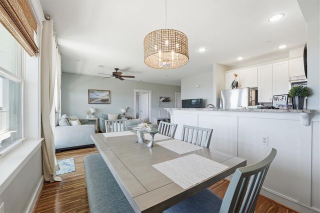 4221 Grassy Pointe Drive 202, Galveston, TX 77554