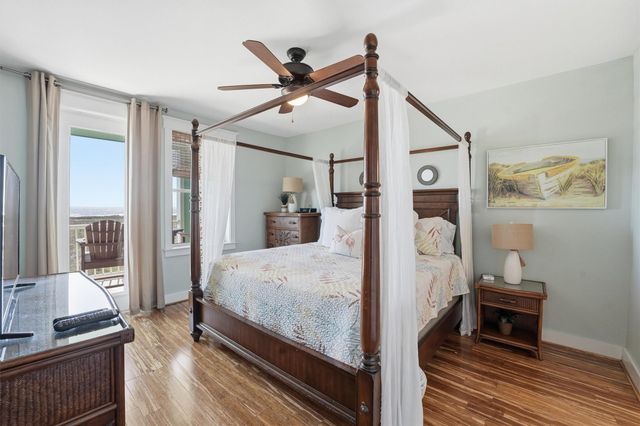 4221 Grassy Pointe Drive 202, Galveston, TX 77554