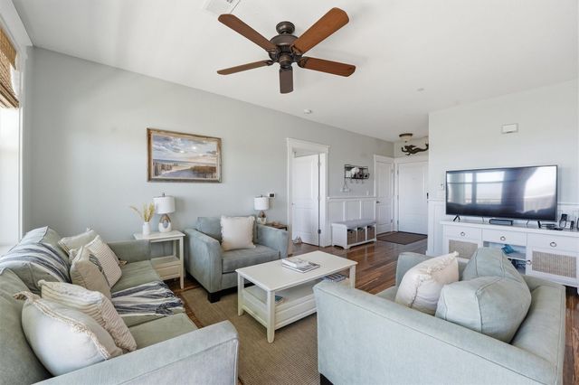 4221 Grassy Pointe Drive 202, Galveston, TX 77554