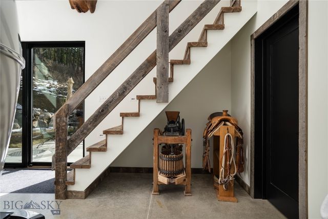 182 Elk Ridge Road, Livingston, MT 59047