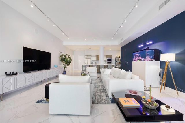 460 NE 28th St 4002, Miami, FL 33137