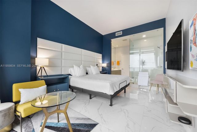 460 NE 28th St 4002, Miami, FL 33137