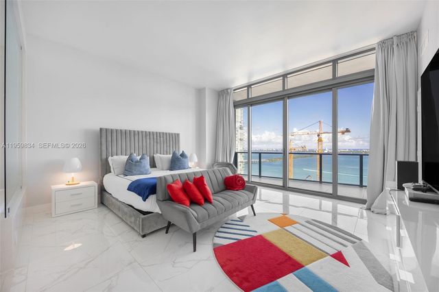 460 NE 28th St 4002, Miami, FL 33137