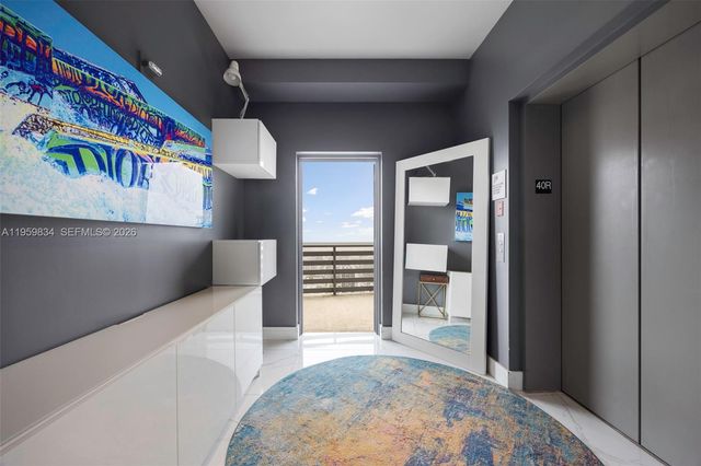 460 NE 28th St 4002, Miami, FL 33137