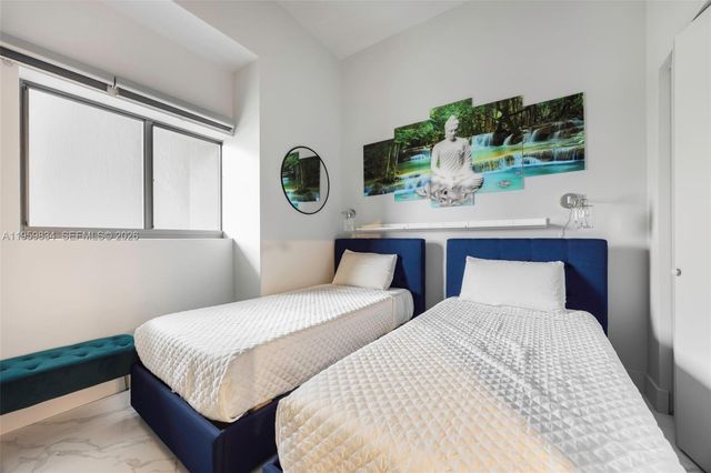 460 NE 28th St 4002, Miami, FL 33137