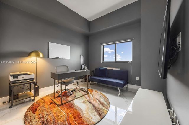 460 NE 28th St 4002, Miami, FL 33137