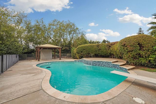 8336 Park Pl, Tracy, CA 95304