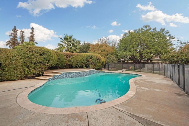 8336 Park Pl, Tracy, CA 95304