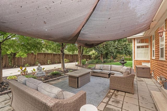 8336 Park Pl, Tracy, CA 95304