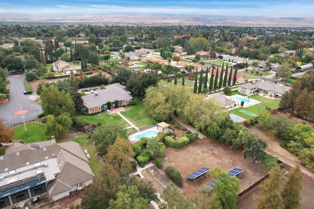 8336 Park Pl, Tracy, CA 95304