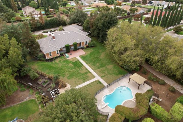 8336 Park Pl, Tracy, CA 95304