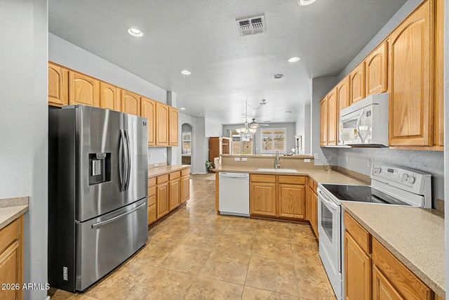 9202 W BENT TREE Drive, Peoria, AZ 85383