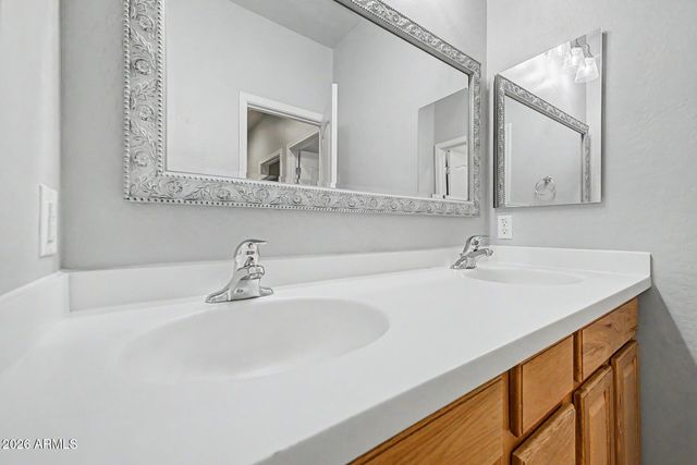 9202 W BENT TREE Drive, Peoria, AZ 85383