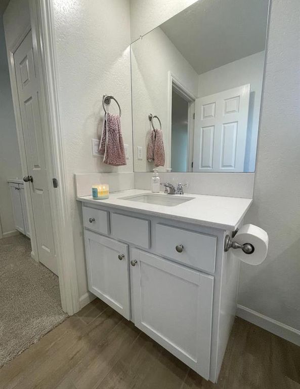 Image 11 of property listing at 6302 E Moscato Drive, Fresno, CA 93727