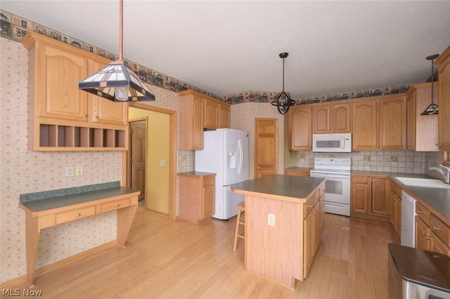8772 Waterford Court, Streetsboro, OH 44241