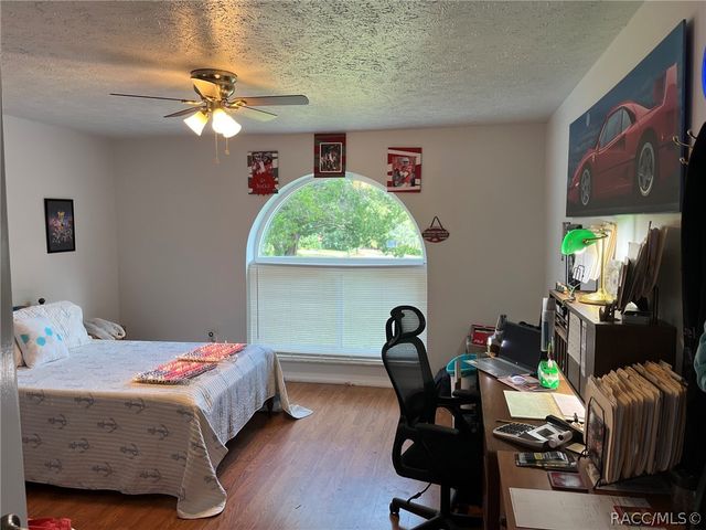 1484 W Pinehill Drive, Beverly Hills, FL 34465