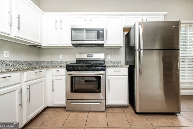 801 Rock Lane, Mcdonough, GA 30253