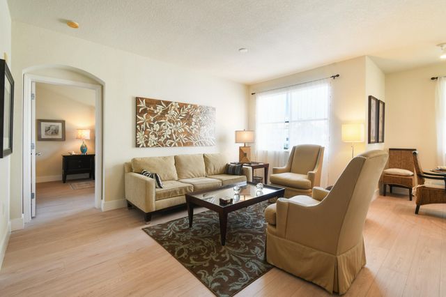 11028 Legacy Drive 203, Palm Beach Gardens, FL 33410