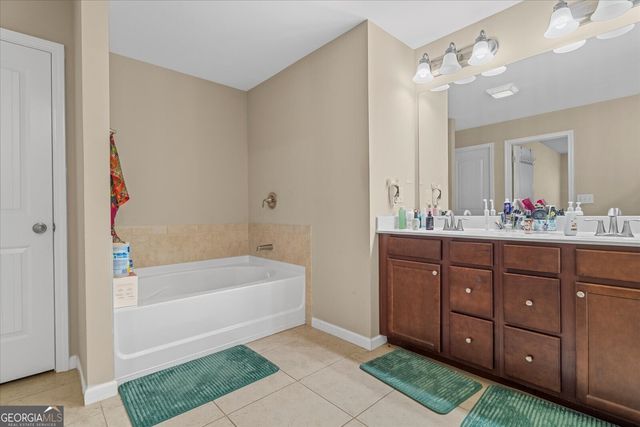 1615 Hampton Oaks Drive, Alpharetta, GA 30004