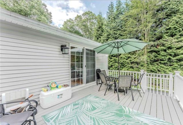 61 Lonsdale Street, West Warwick, RI 02893
