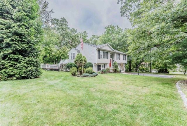 61 Lonsdale Street, West Warwick, RI 02893