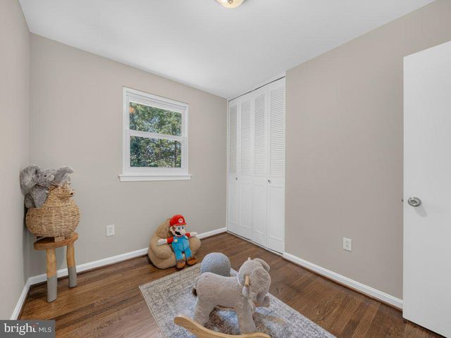 5502 KINGS PARK DR, Springfield, VA 22151