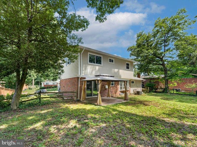 5502 KINGS PARK DR, Springfield, VA 22151