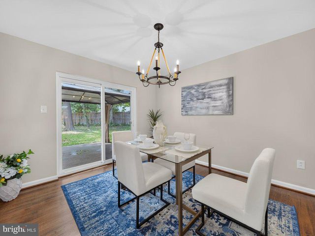 5502 KINGS PARK DR, Springfield, VA 22151