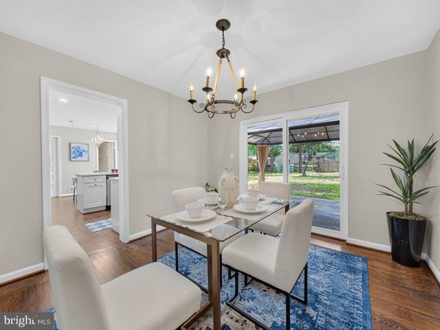 5502 KINGS PARK DR, Springfield, VA 22151