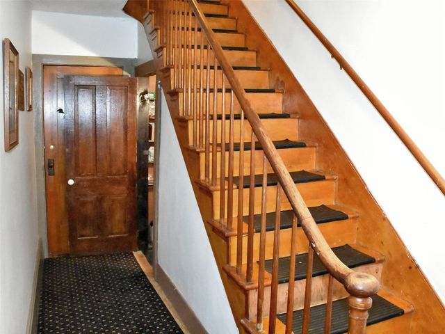 328 WALLACE Street, Meadville, PA 16335